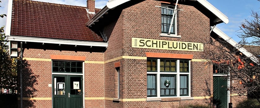 historisch pand van het tramstation van de voormalige Westlandse Stoomtram Maatschappij (WSM) in Schipluiden